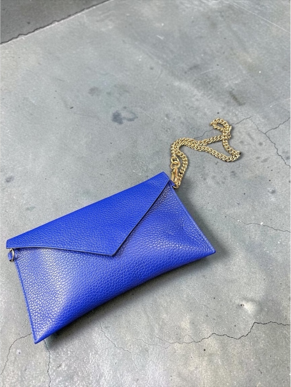 Furla Cobalt Blue Pebbled Leather Envelope Clutch Gold Chain Shoulder Bag